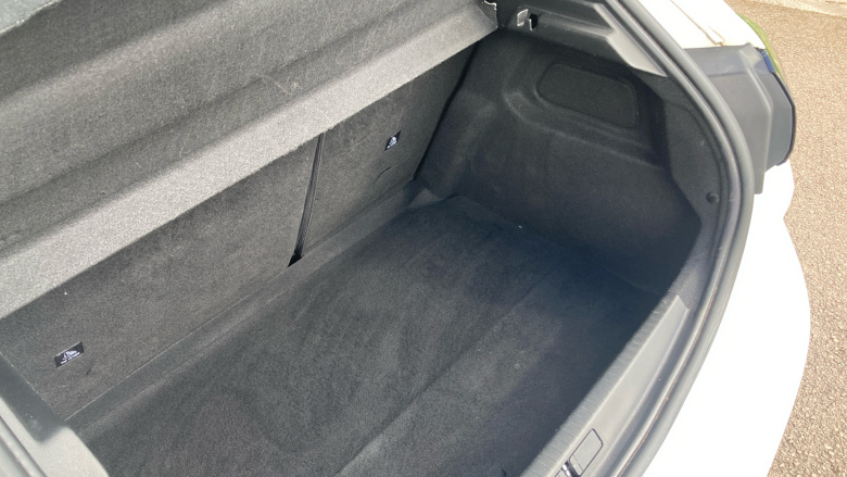 Peugeot 208 1.2 PureTech 100 Allure 5dr Petrol Hatchback
